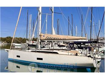 Solaris Yachts Solaris 44