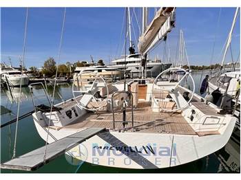 Solaris Yachts Solaris 44