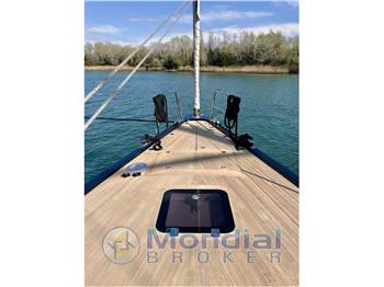 Solaris Yachts Solaris 55