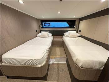 Azimut Atlantis 45