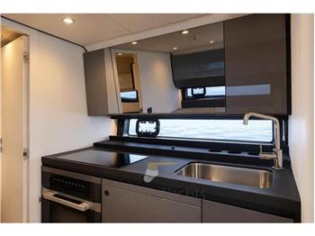 Azimut Verve 48