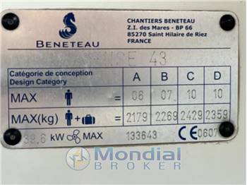 Beneteau SENSE 43