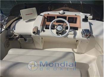 Fairline Phantom 37