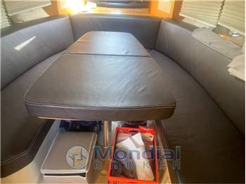 Cranchi Endurance 33