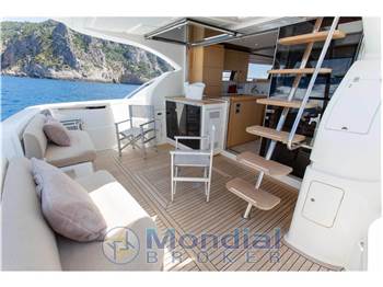 Ferretti 560 Fly