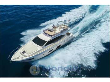 Ferretti 560