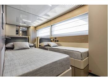 Ferretti Ferretti 920