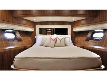 Favaro Yachts Yacht a motore 23 m con equipaggio