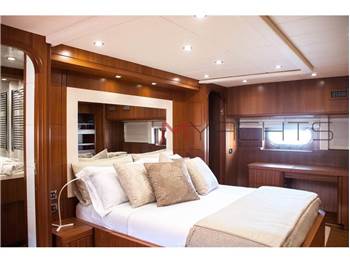 Favaro Yachts Yacht a motore 23 m con equipaggio