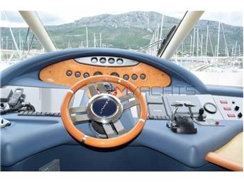 Azimut Azimut 62