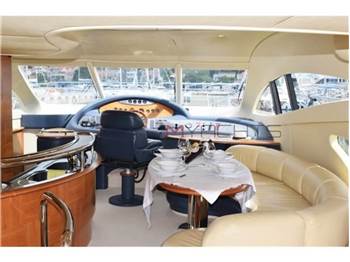 Azimut Azimut 62