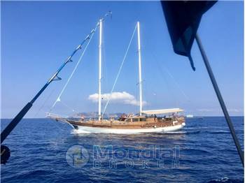 Custom Caicco 6 cabine