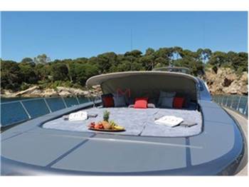 Overmarine Mangusta 109
