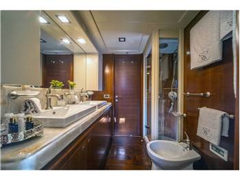 Ferretti Navetta CL 33