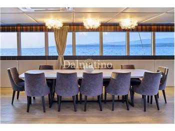 Custom Yacht a vela 43 metri con equipaggio