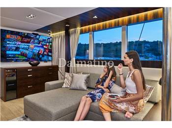 Custom Yacht a vela 43 metri con equipaggio