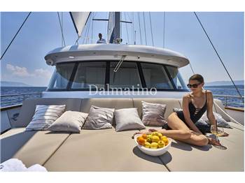 Custom Yacht a vela 43 metri con equipaggio