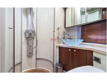 Sunseeker Predator 62