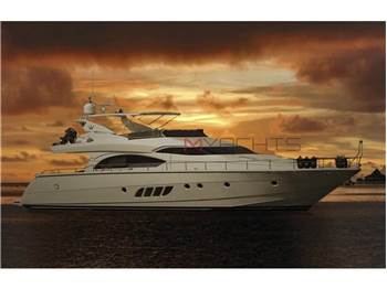 Dominator Yachts 68