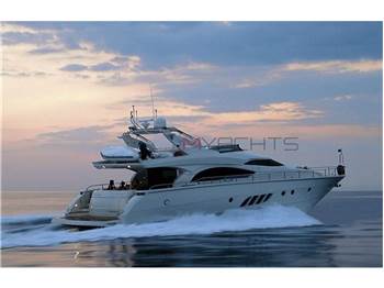 Dominator Yachts 68