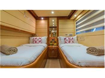 Ferretti Ferretti 88ft