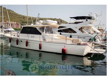 Rose Island Lobster 49