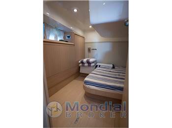 Cantieri Estensi F370 Bluetime