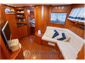 Cantieri del Tirreno Cayman 43 WA  HT