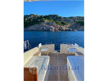 Rose Island Lobster 38