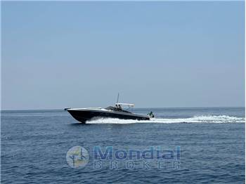 Magnum Marine 40' Sport
