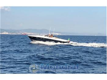 Magnum Marine 40' Sport