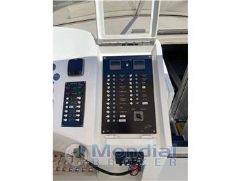 Magnum Marine 40' Sport