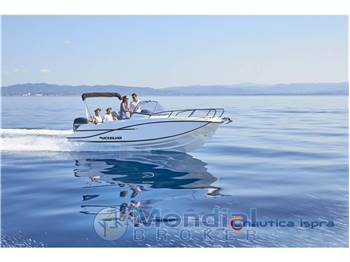 Quicksilver 675 Sundeck