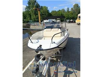 Quicksilver 705 OPEN