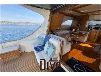 FERRETTI GROUP Mochi Craft Dolphin 74