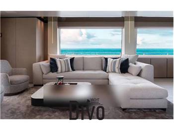 Custom line Navetta 33