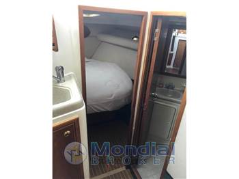 Riviera Marine 33 Flybridge