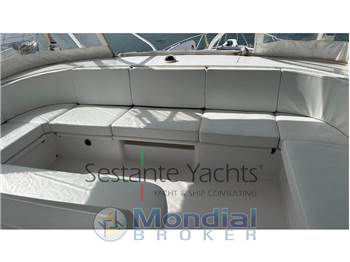 Hatteras 64 Convertible