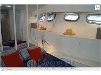 Magnum Marine Magnum 53' Sport