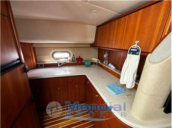 Tiara Yachts 4400 Sovran