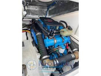 Tiara Yachts 2900 Coronet