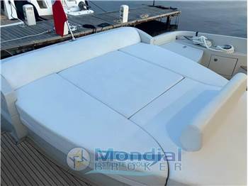Azimut 62S