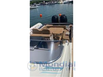 Nuova Jolly PRINCE 33 Sport Cabin