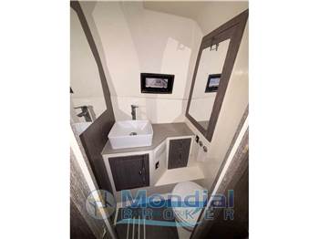 Nuova Jolly PRINCE 33 Sport Cabin