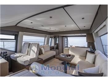 Ferretti 580