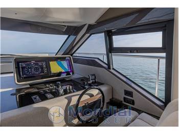 Ferretti 580