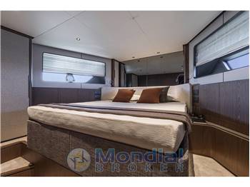 Ferretti 580