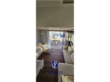 Ferretti Yachts F670