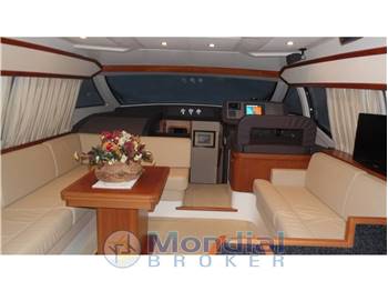 Ferretti 510