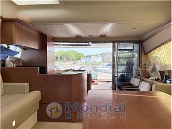 Ferretti 510